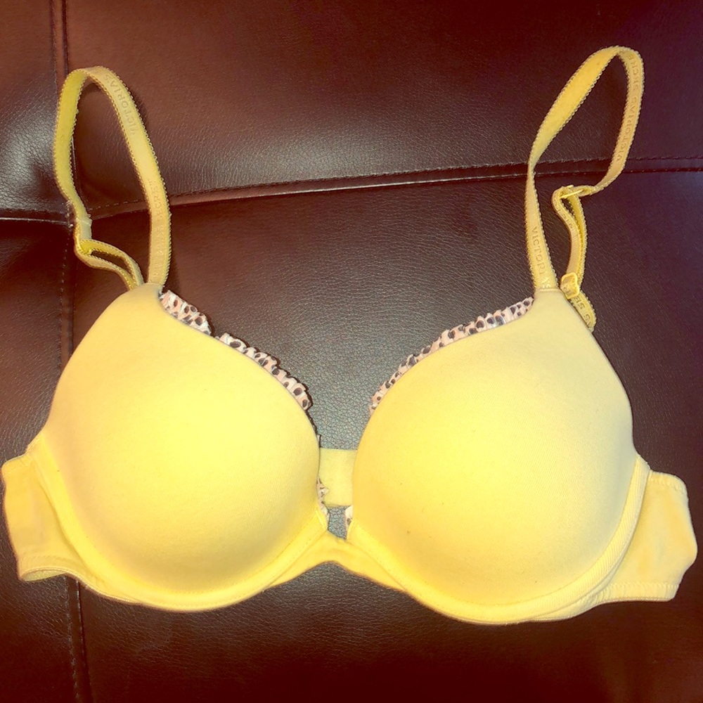 Victoria’s Secret push up bra